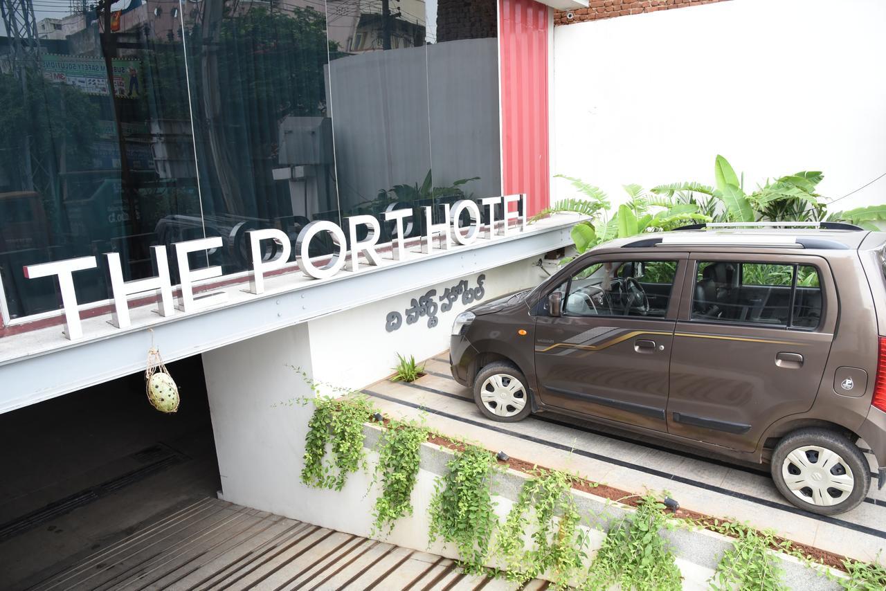 The Port Hotel Visakhapatnam Esterno foto